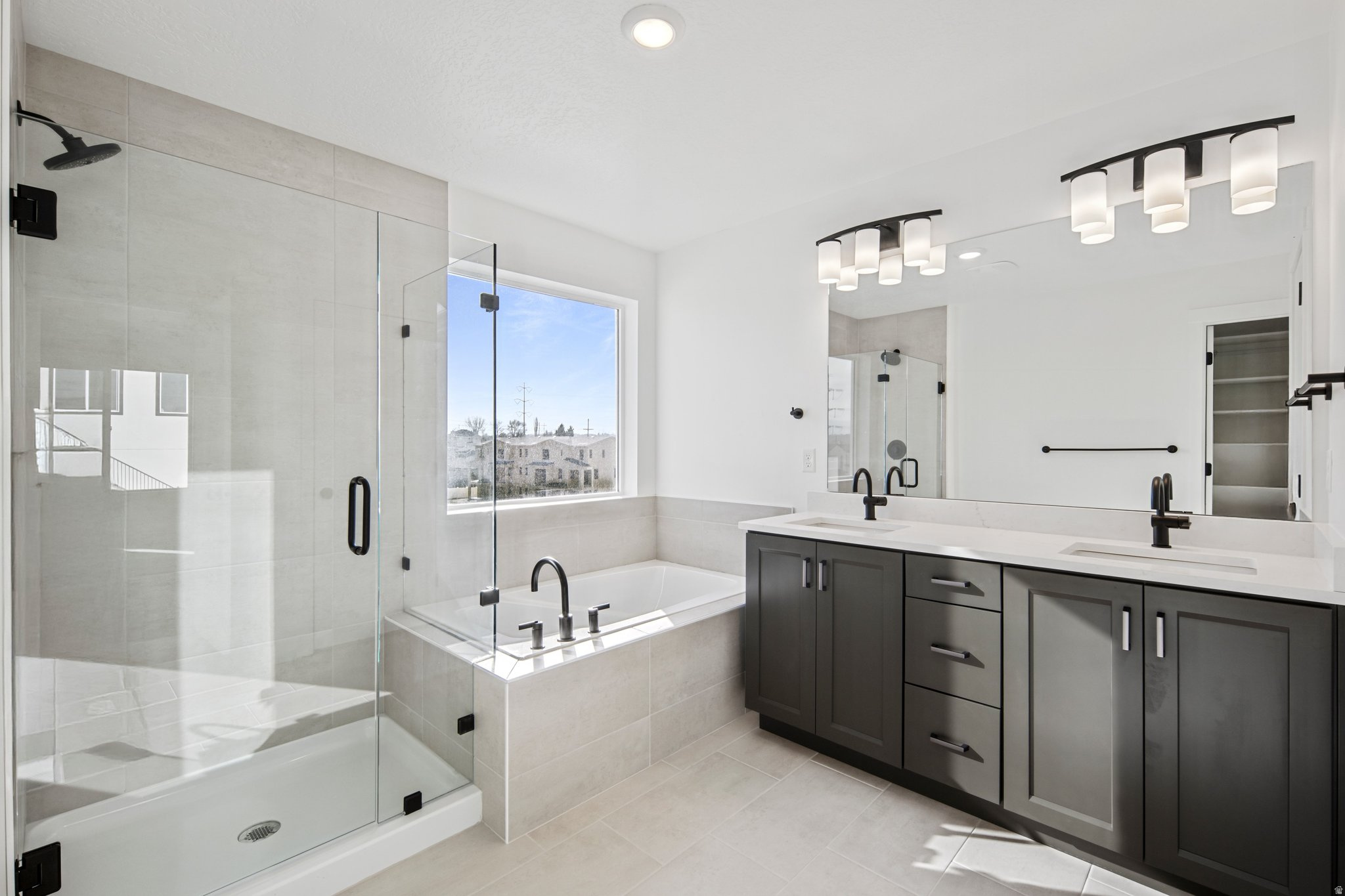 BULLION - Residential