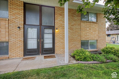 Tiny photo for 626 S 400 E #A-B, Payson, UT 84651 (MLS # 2188869)