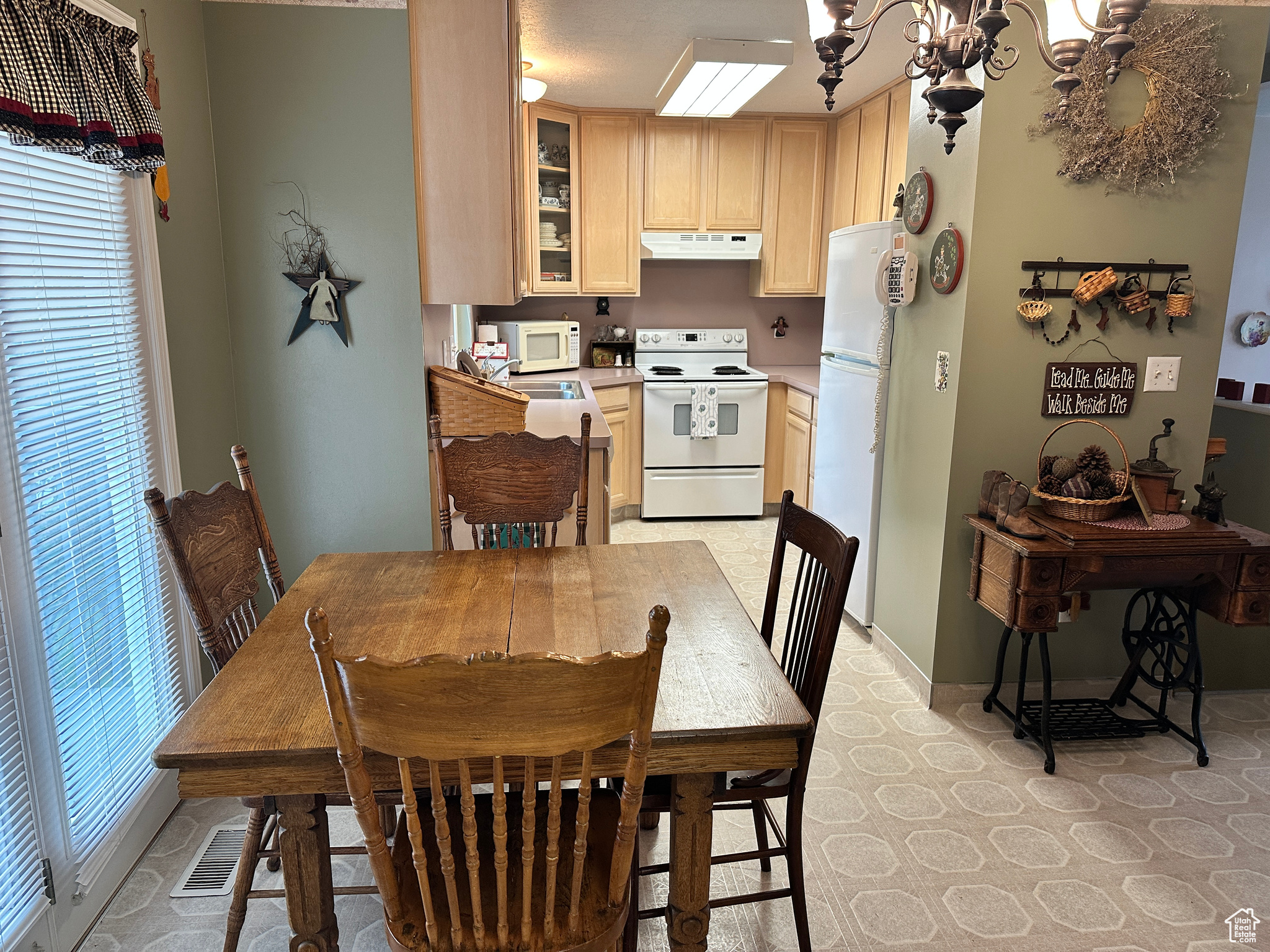 2756 S 725, Perry, Utah image 26
