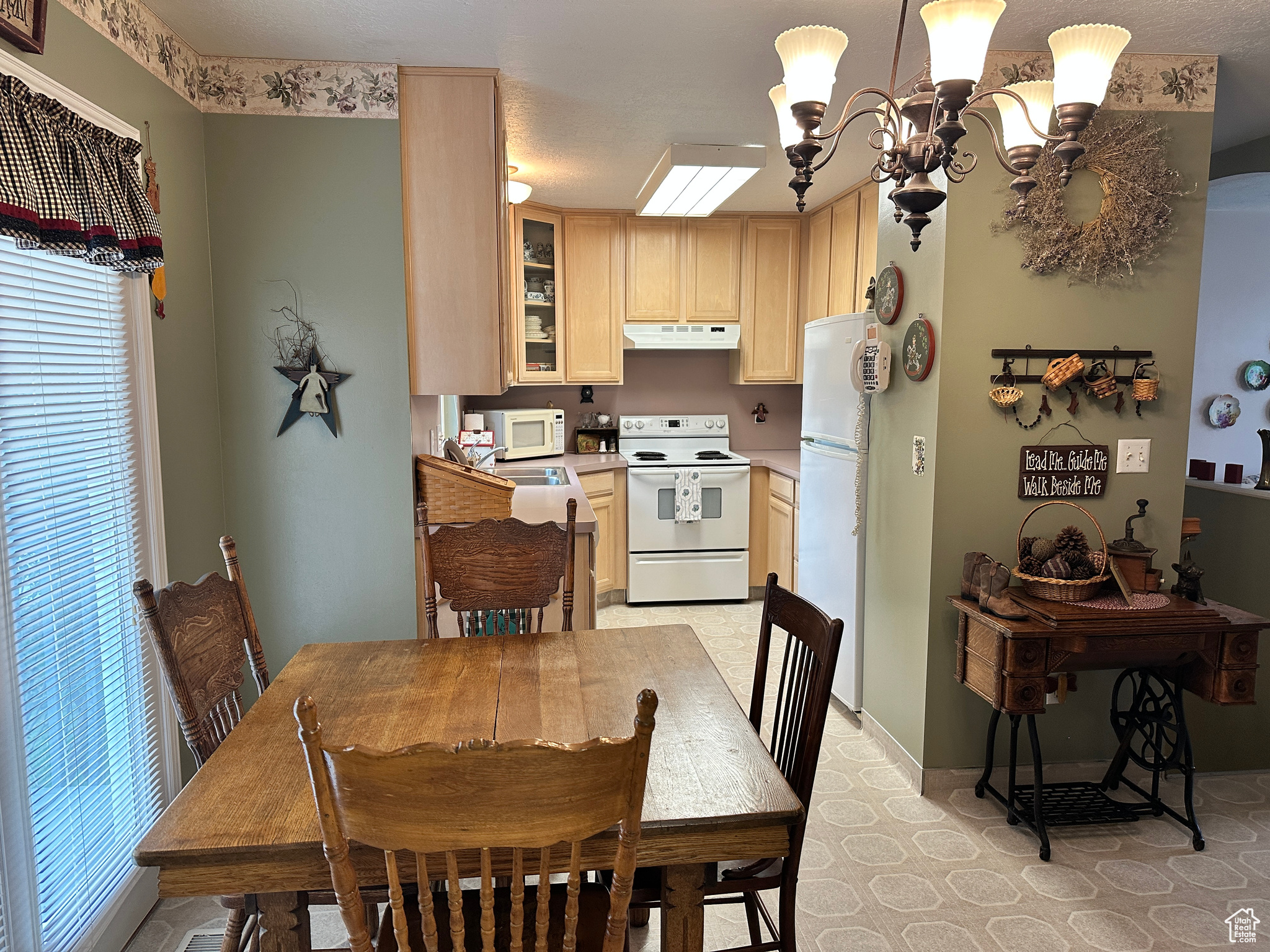 2756 S 725, Perry, Utah image 27
