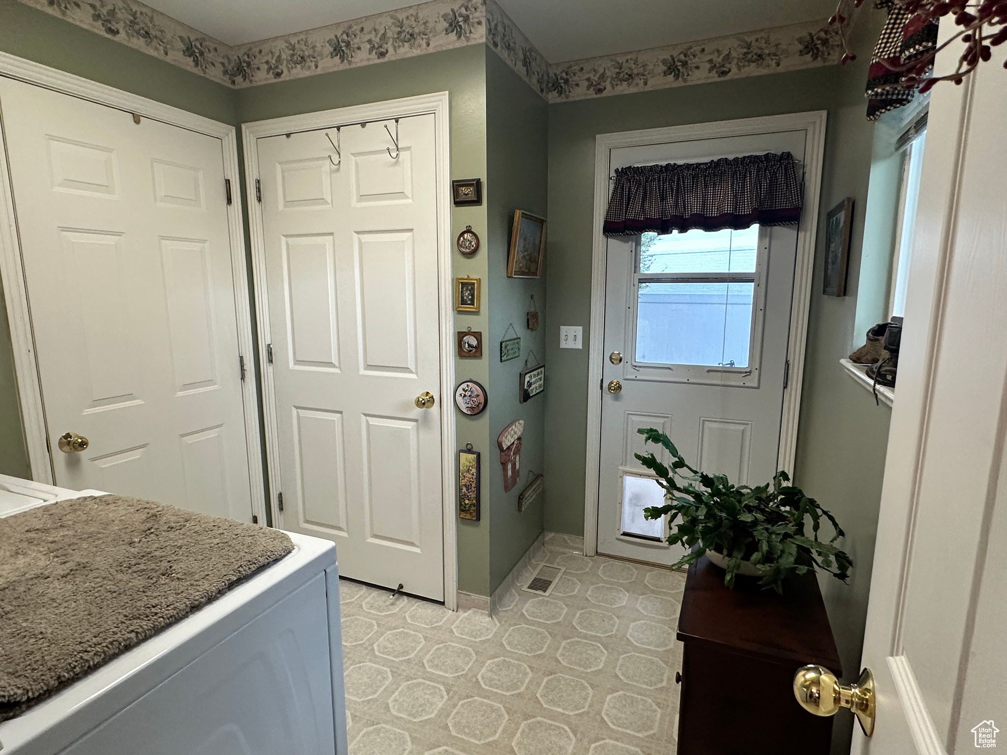 2756 S 725, Perry, Utah image 46
