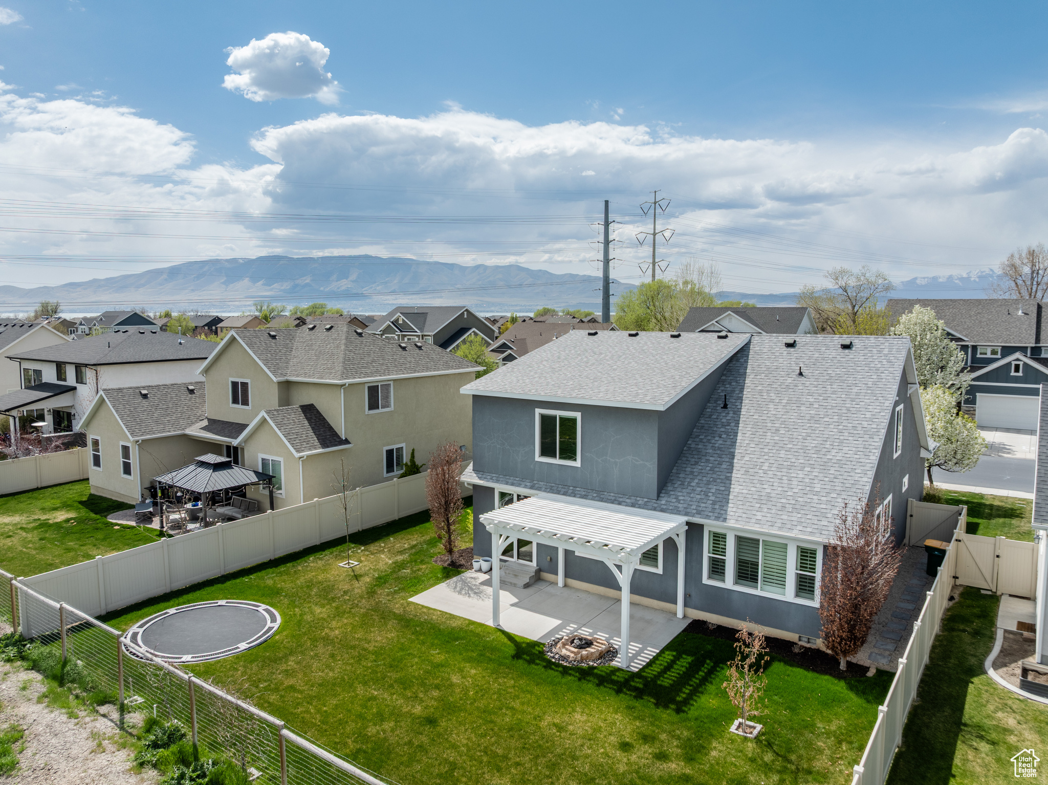 Lehi, Utah 84043, United States, 5 Bedrooms Bedrooms, ,3 BathroomsBathrooms,Residential,Active,36