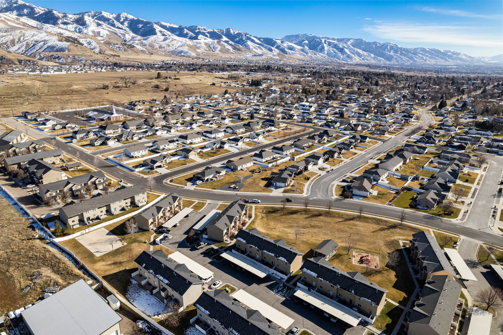 CASTLE VIEW MANOR - Residential