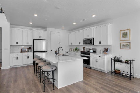 Tiny photo for 352 N RHYOLITE DR #89, Hurricane, UT 84737 (MLS # 2183641)