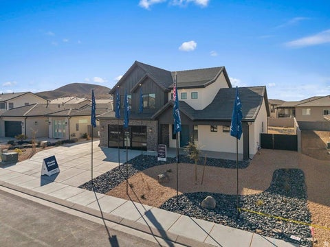 Tiny photo for 352 N RHYOLITE DR #89, Hurricane, UT 84737 (MLS # 2183641)