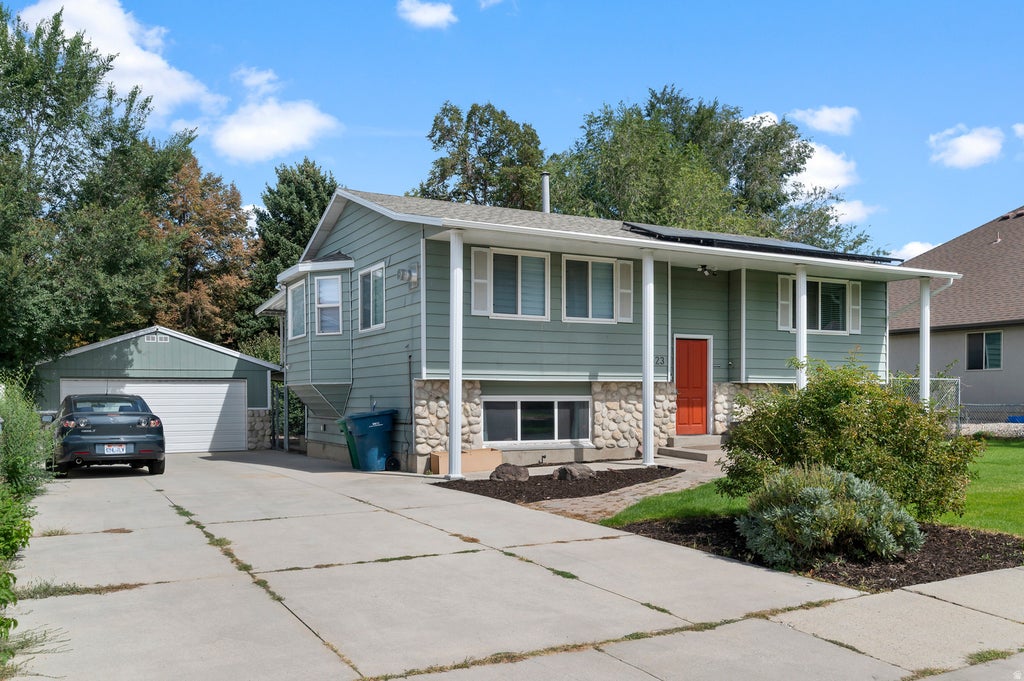 Photo of 623 E 8600 S, Sandy, UT 84070 (MLS # 2185877)