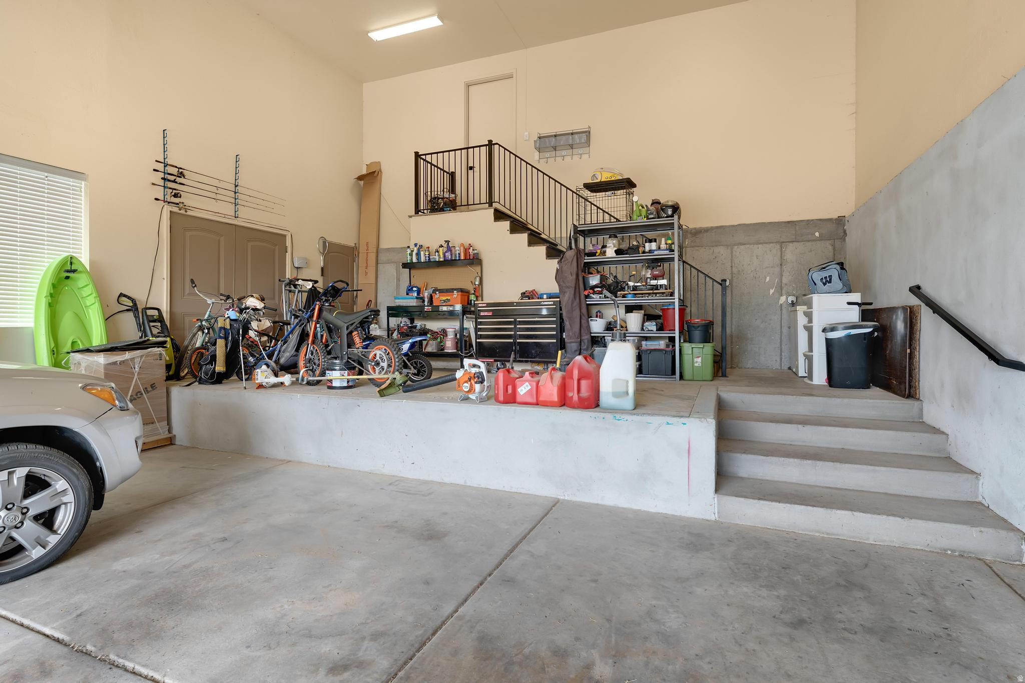 SARATOGA SPRINGS - Residential