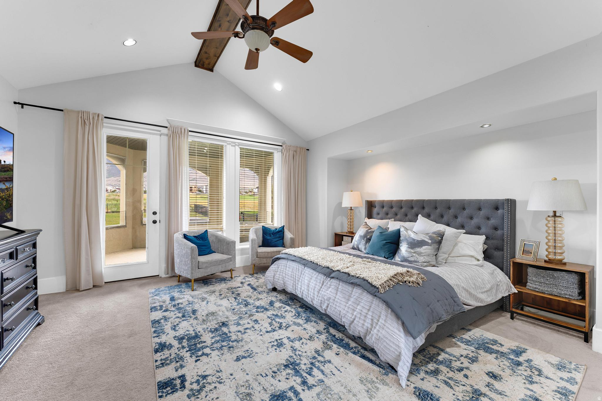 SARATOGA SPRINGS - Residential