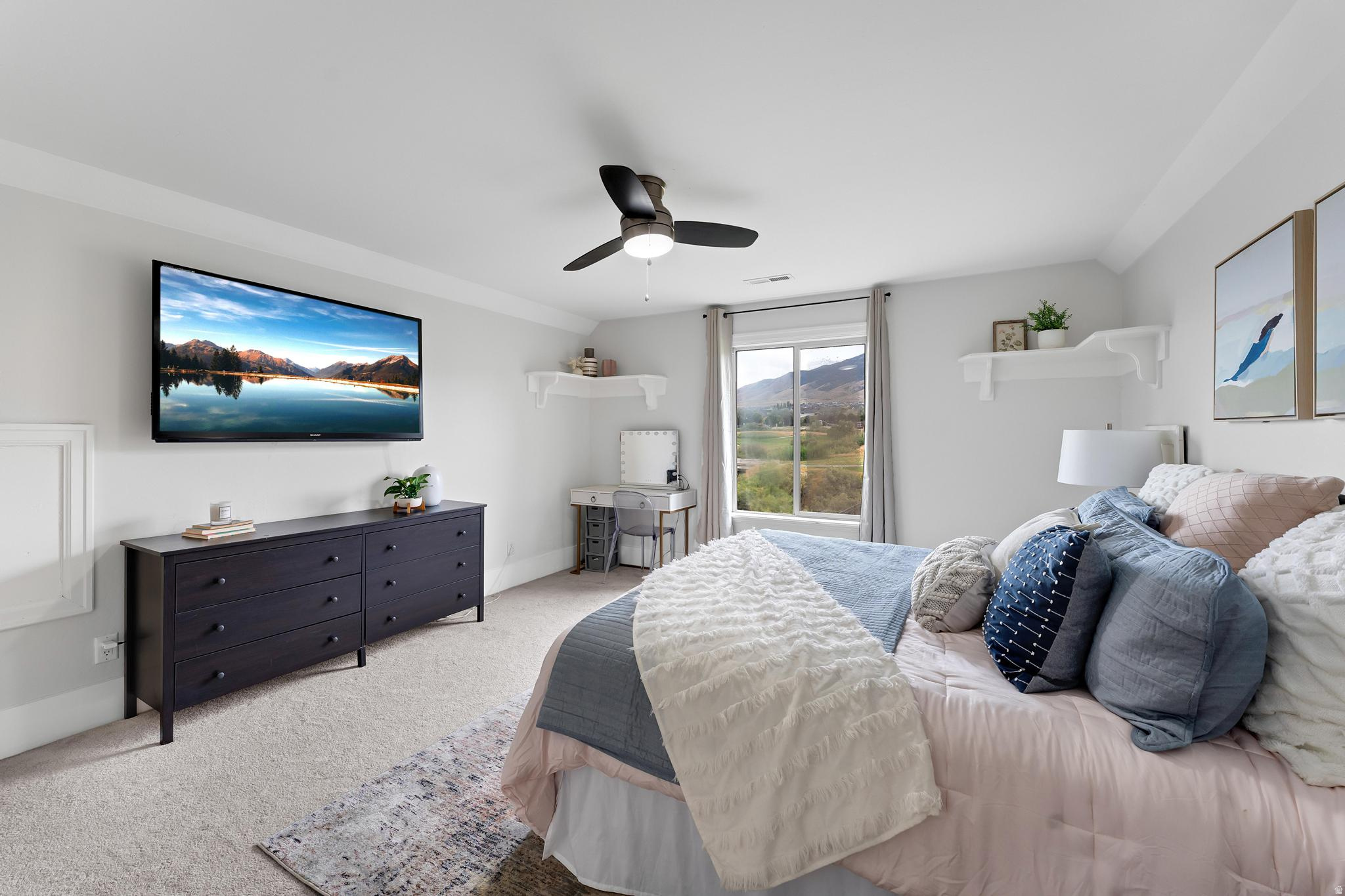 SARATOGA SPRINGS - Residential