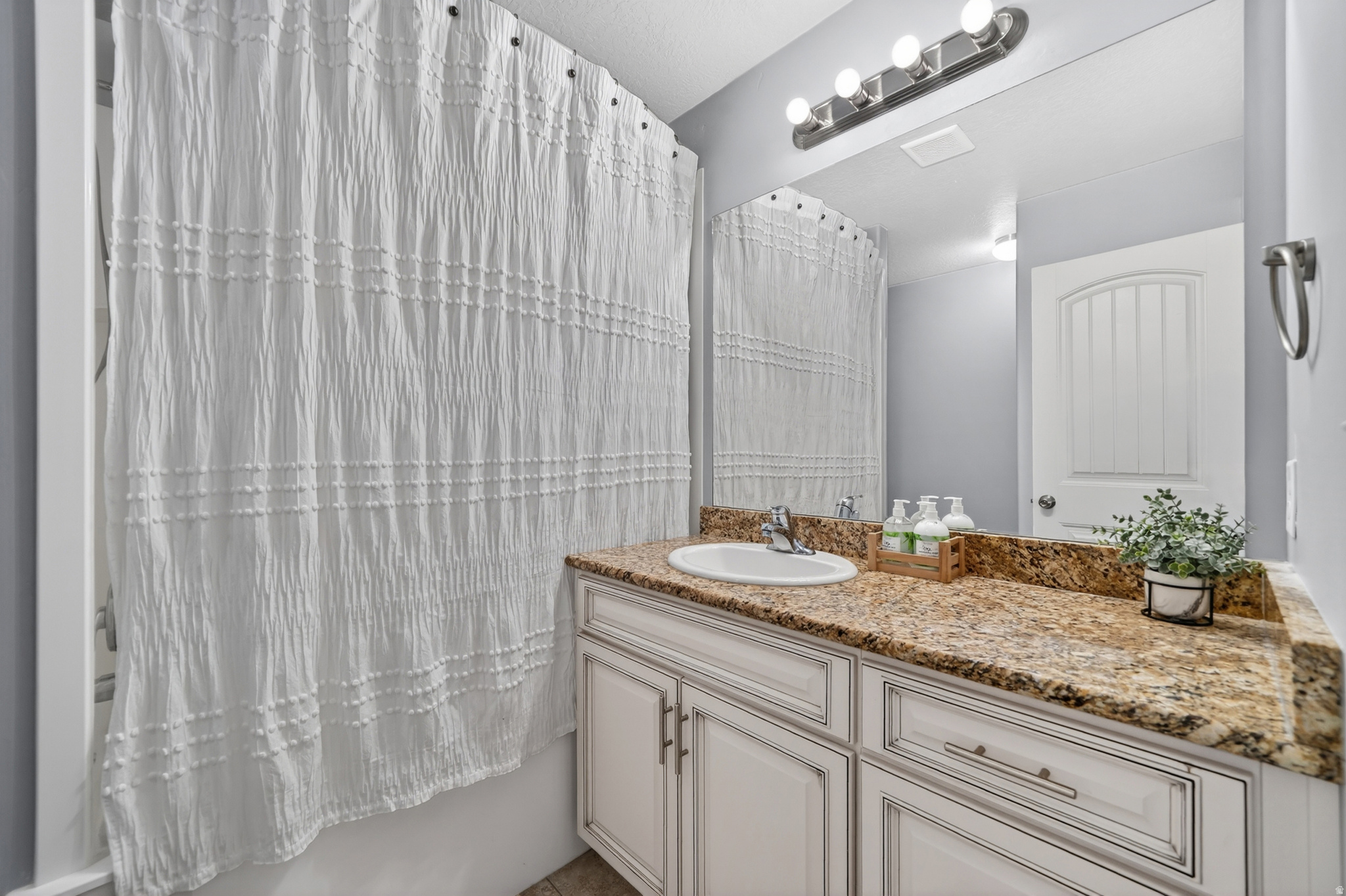 SWEETWATER - Residential