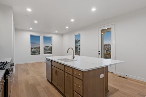 Tiny photo for 6988 W LAKE AVE, South Jordan, UT 84009 (MLS # 2121709)