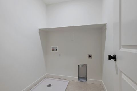 Tiny photo for 6988 W LAKE AVE, South Jordan, UT 84009 (MLS # 2121709)