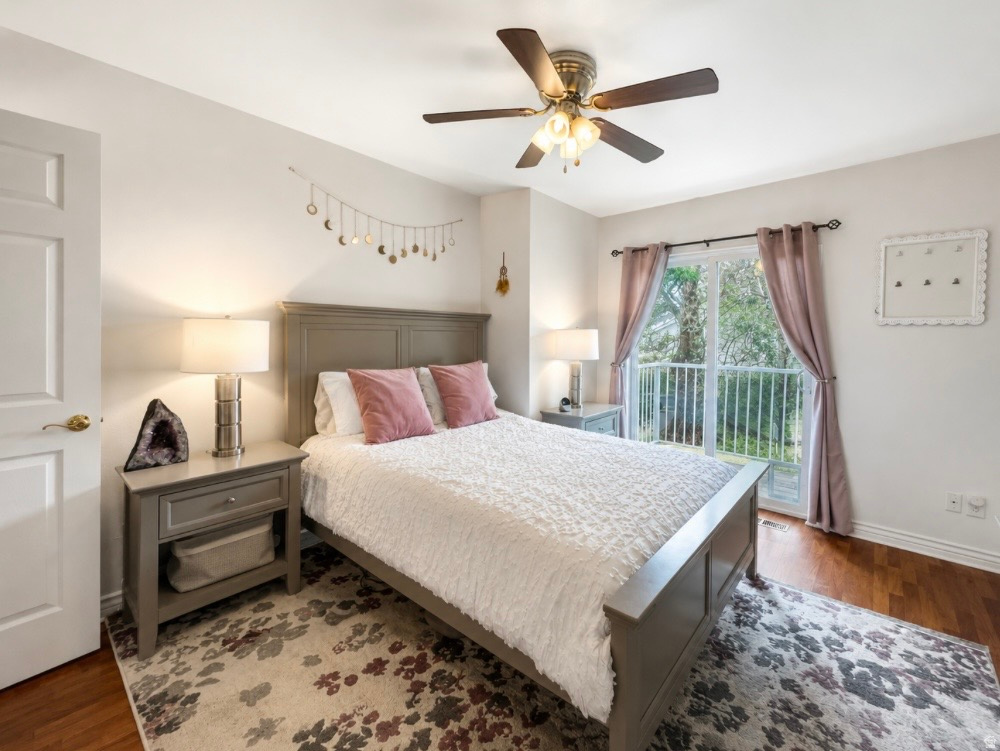 CANYON WOODS - Residential