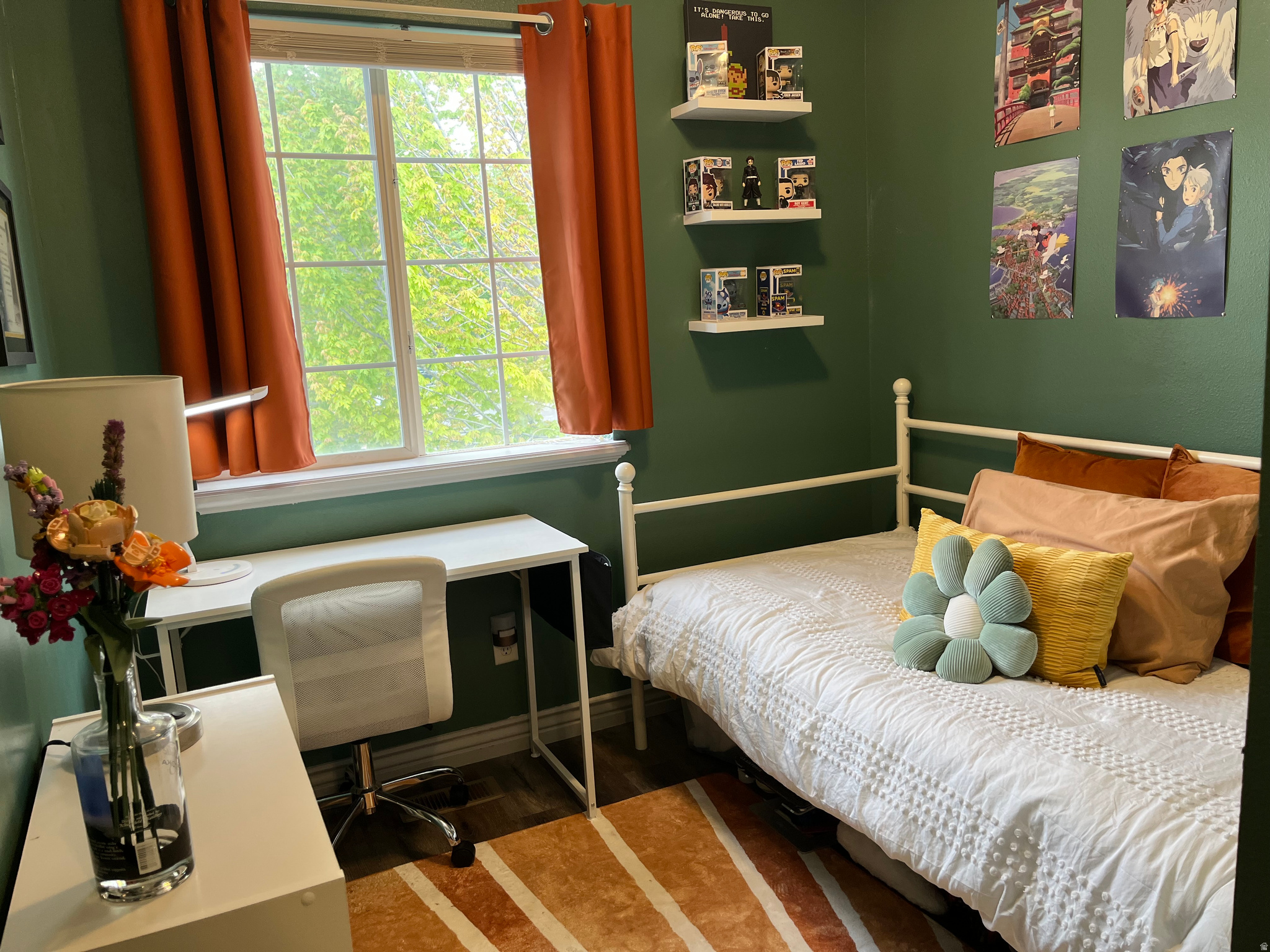 CANYON WOODS - Residential