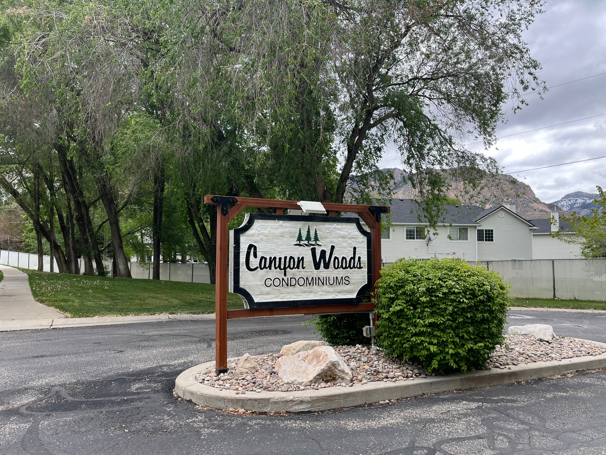 CANYON WOODS - Residential