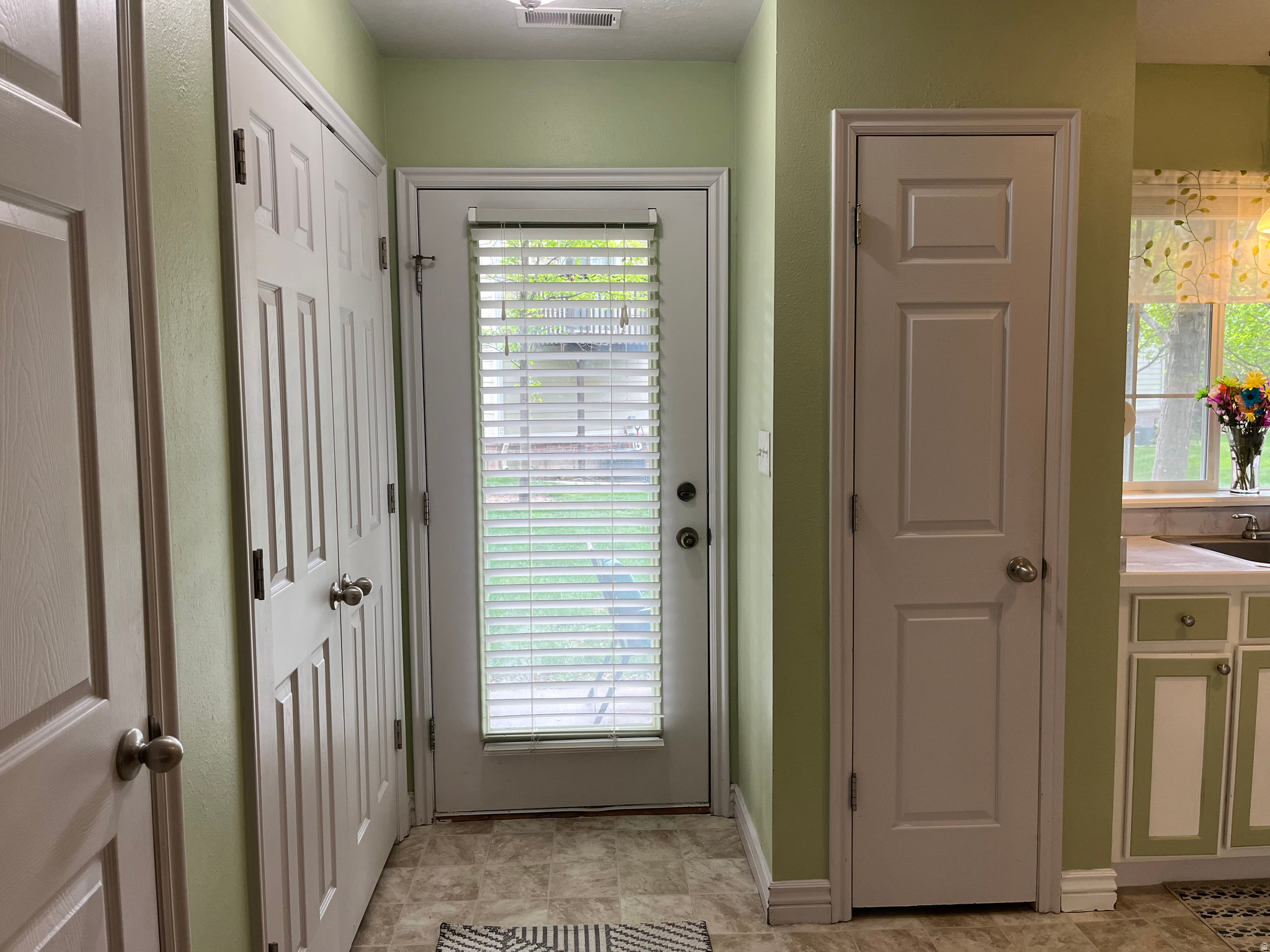 CANYON WOODS - Residential