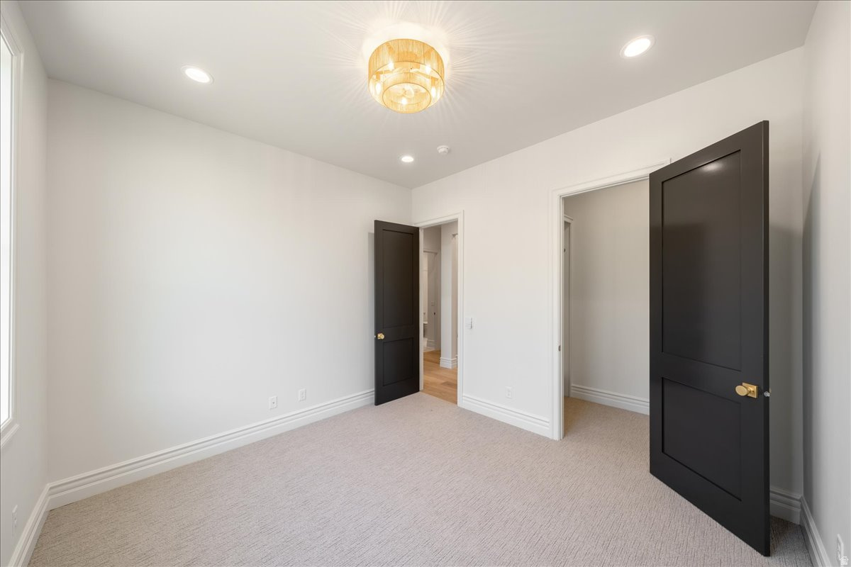 HOMESTEADS AT STUCKI FARM - Residential