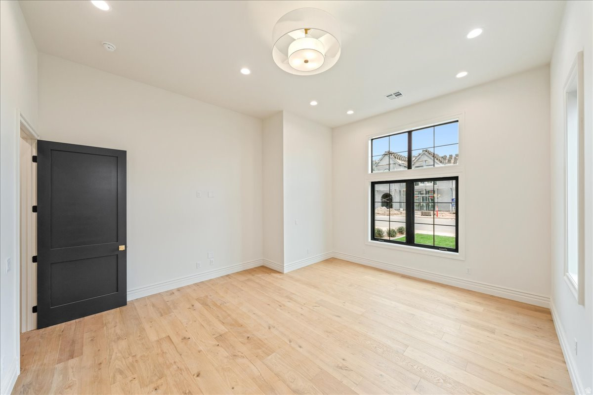 HOMESTEADS AT STUCKI FARM - Residential