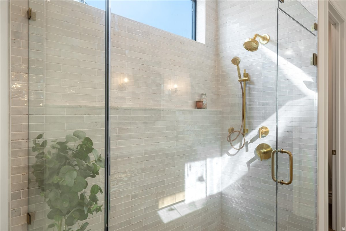 HOMESTEADS AT STUCKI FARM - Residential