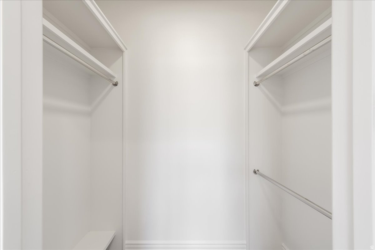 HOMESTEADS AT STUCKI FARM - Residential