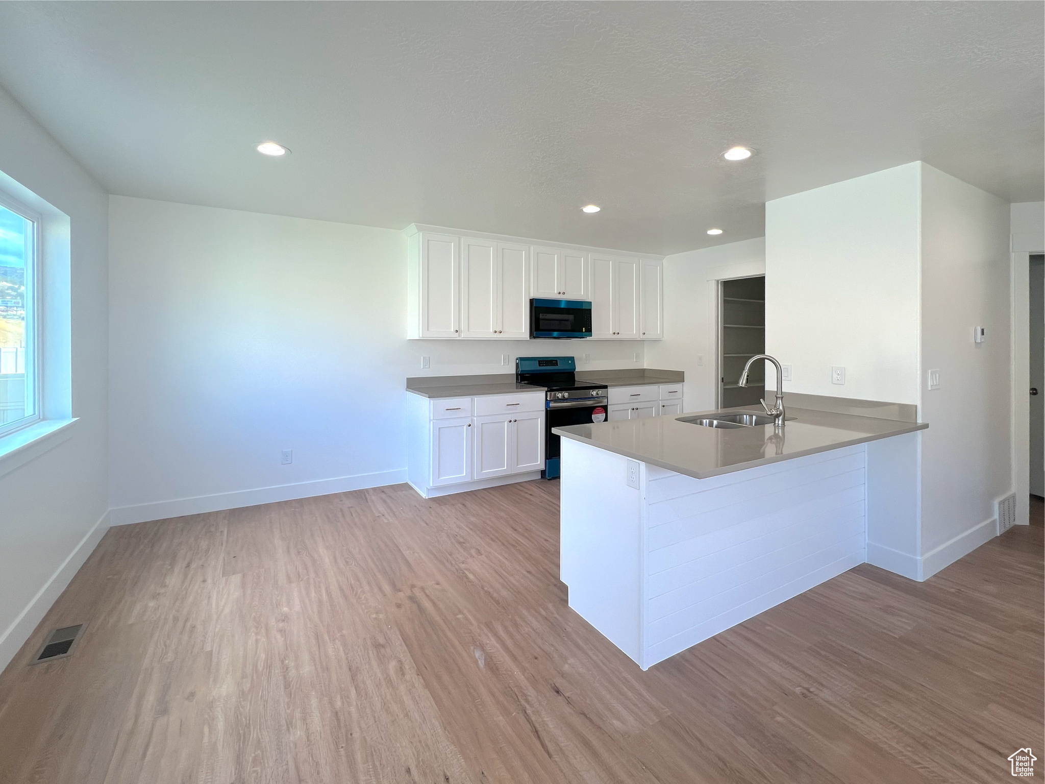 CEDAR RIDGE - Residential