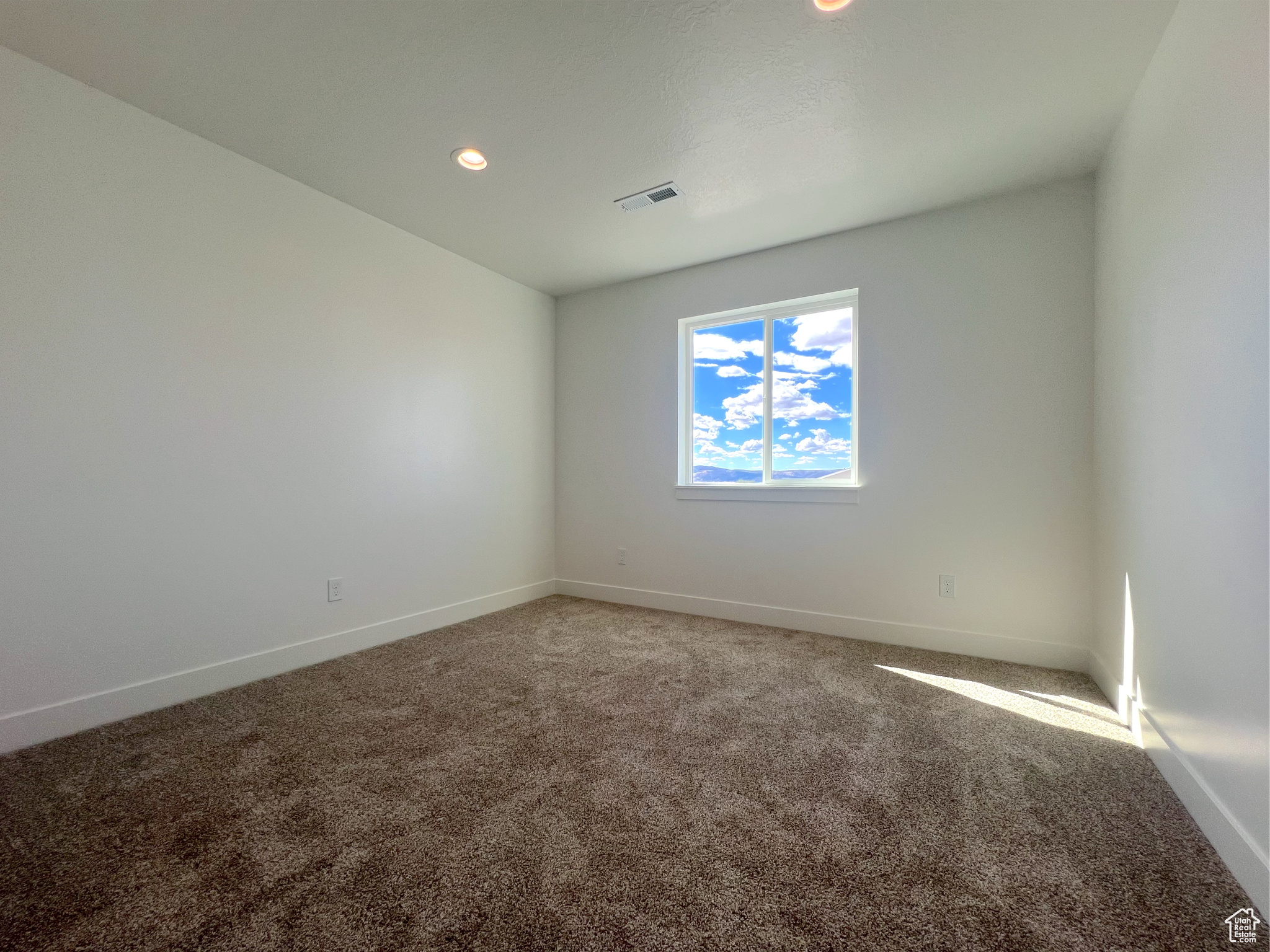 CEDAR RIDGE - Residential