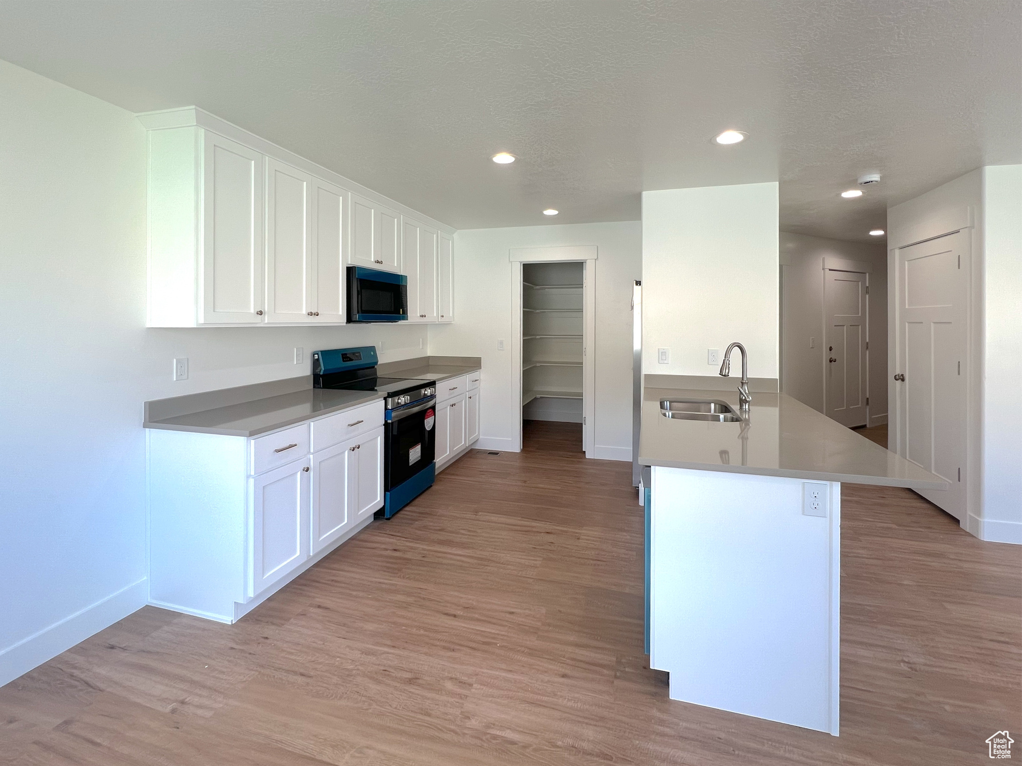 CEDAR RIDGE - Residential