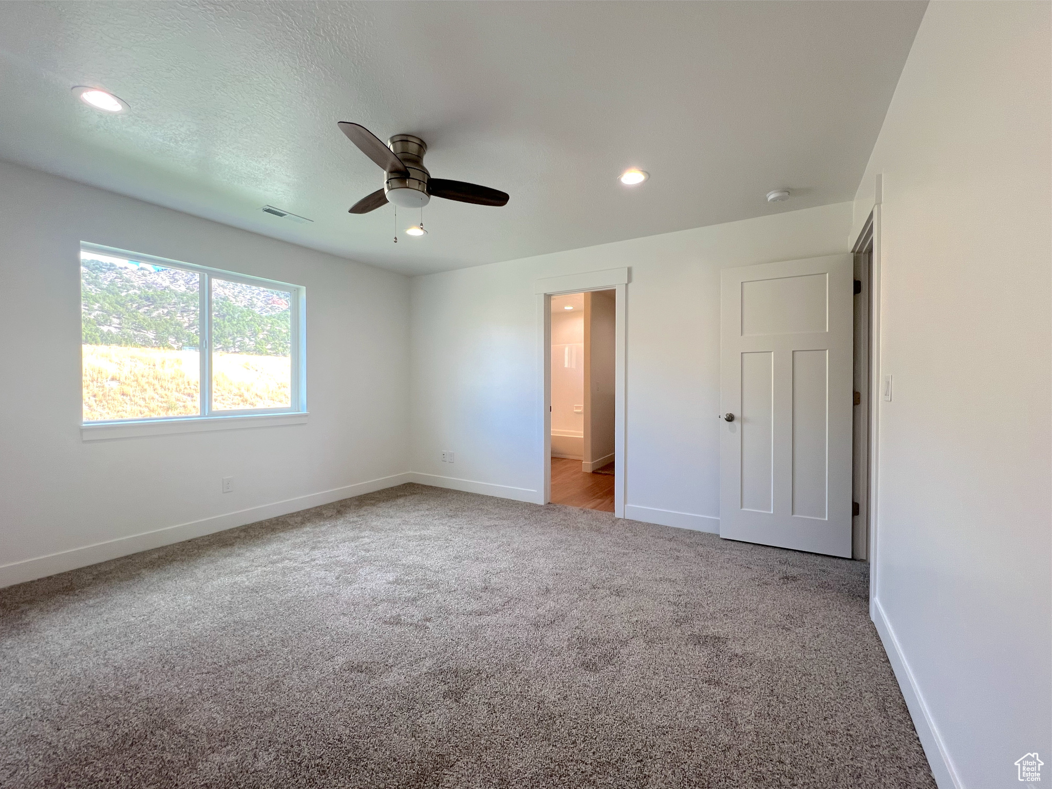 CEDAR RIDGE - Residential