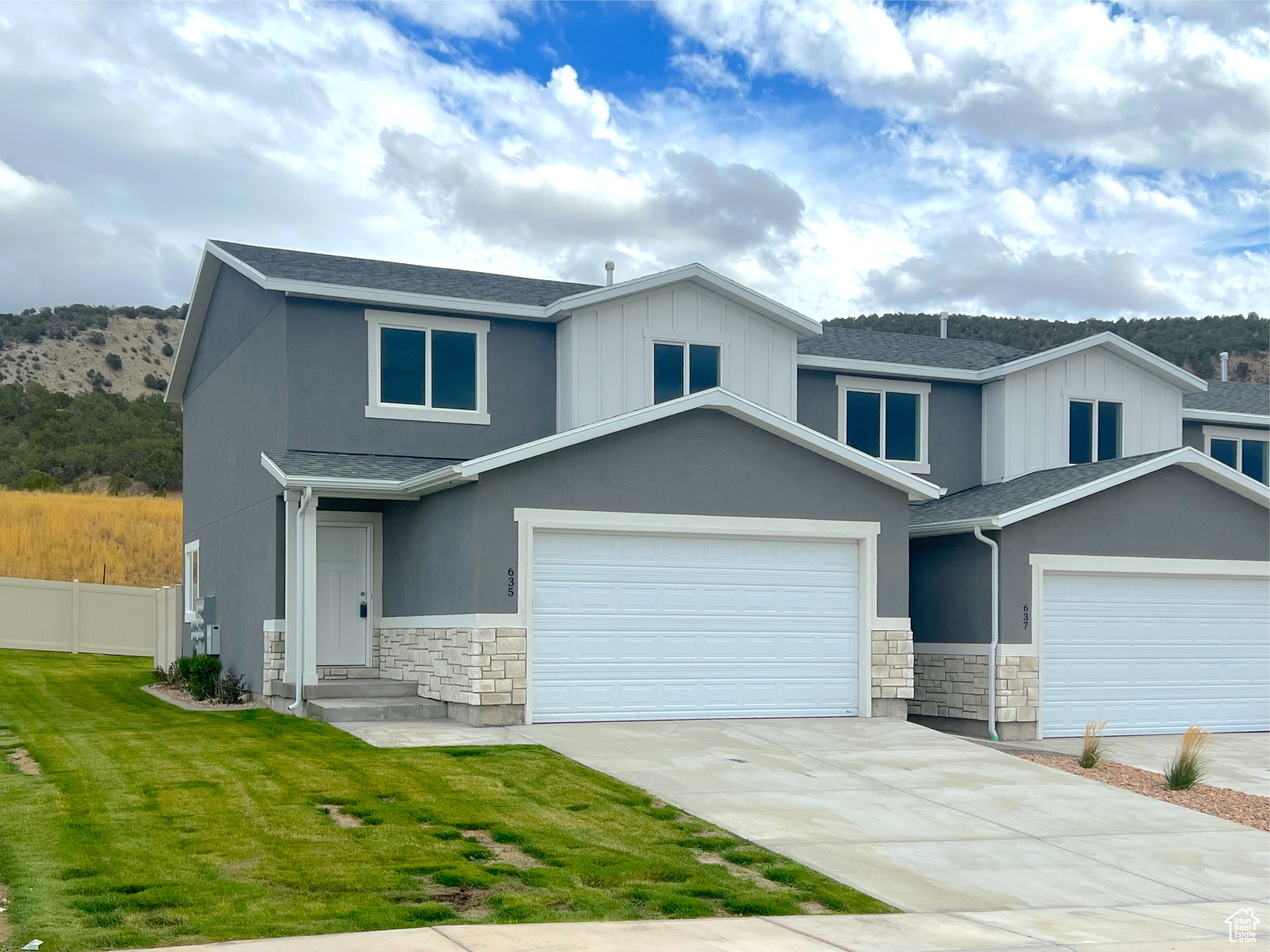 CEDAR RIDGE - Residential