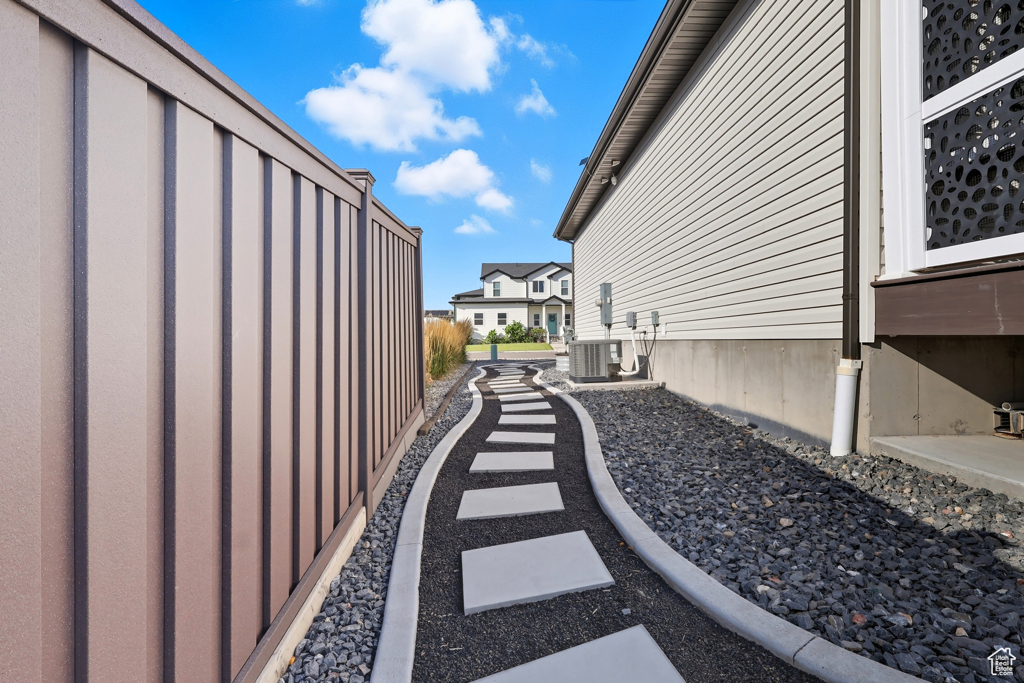MT. STERLING FARMS - Residential