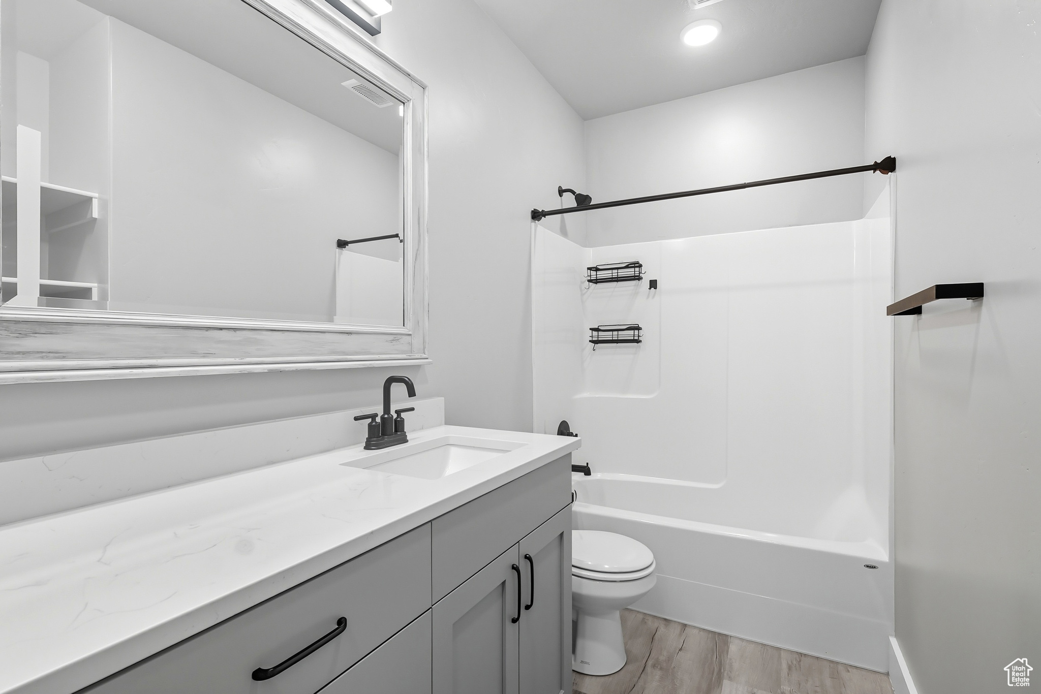 MT. STERLING FARMS - Residential