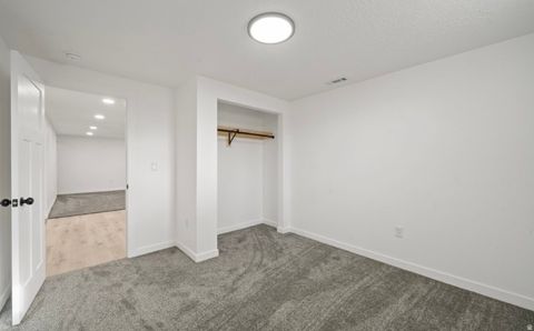 Tiny photo for 965 AMETHYST ST, Layton, UT 84041 (MLS # 2134532)