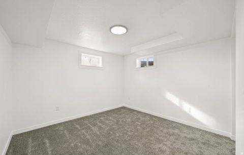 Tiny photo for 965 AMETHYST ST, Layton, UT 84041 (MLS # 2134532)