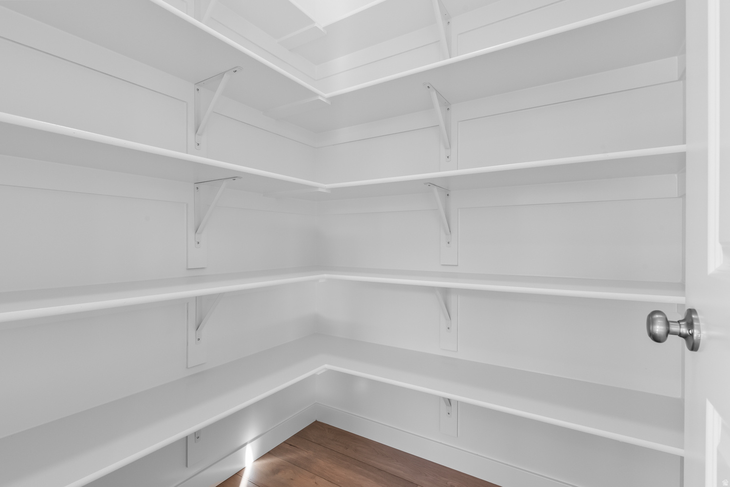 OVERLAND COLLECTION V2 217 - Residential