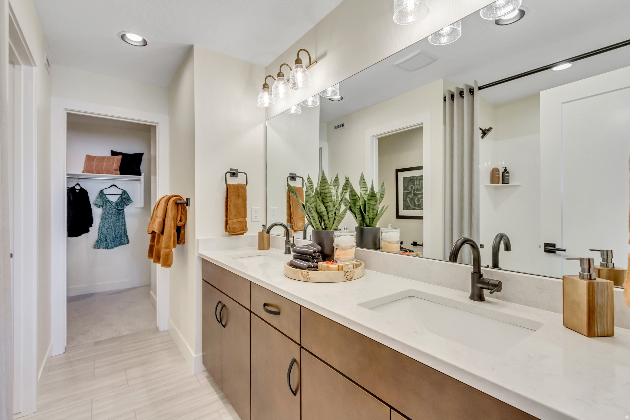 HARMONY PLACE - Residential