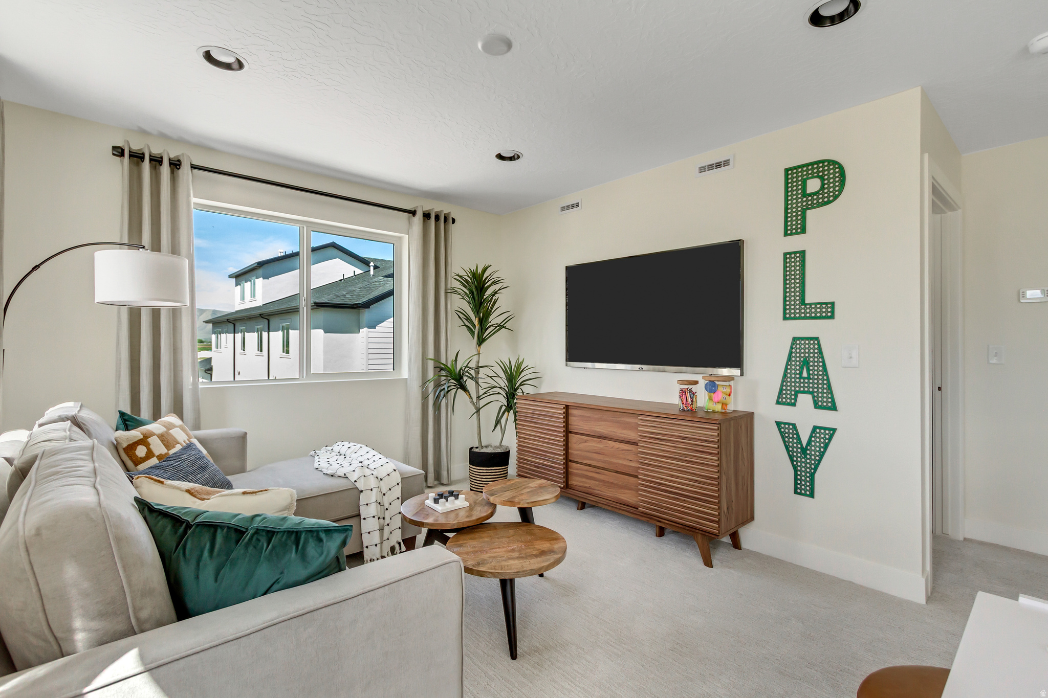 HARMONY PLACE - Residential