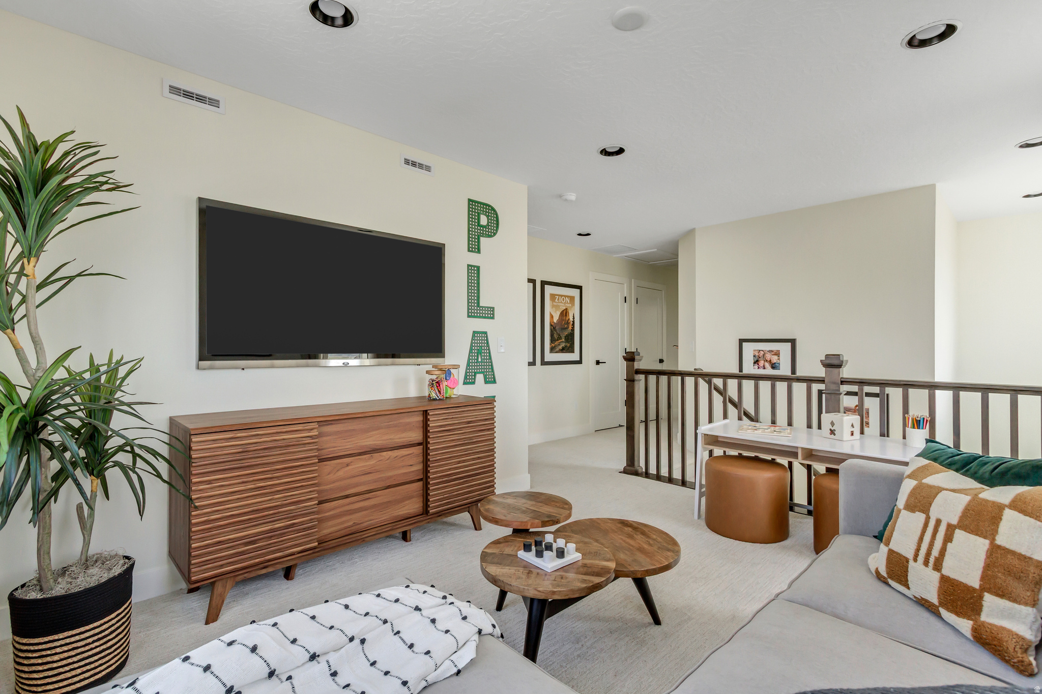 HARMONY PLACE - Residential