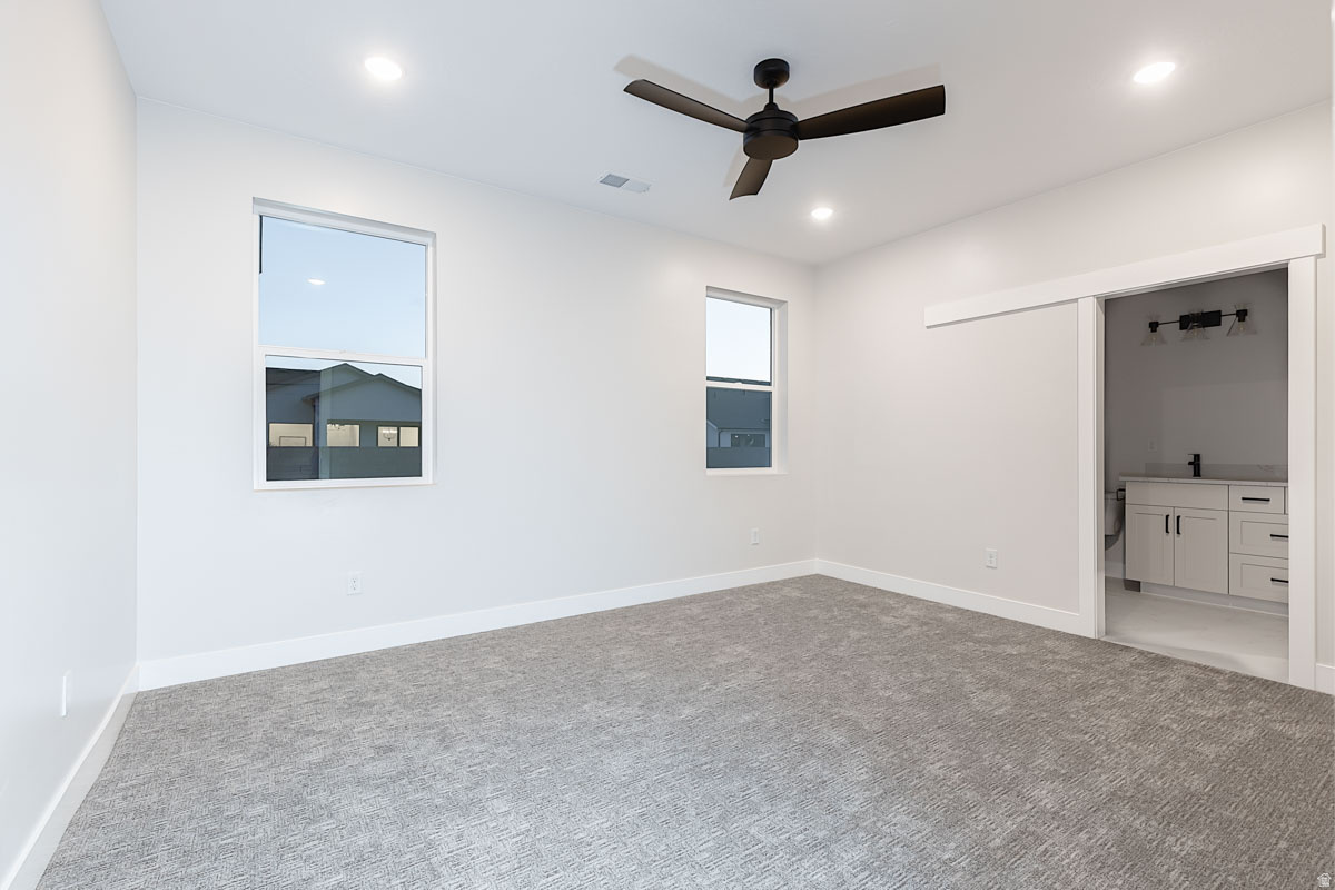 IRON WEST - Residential