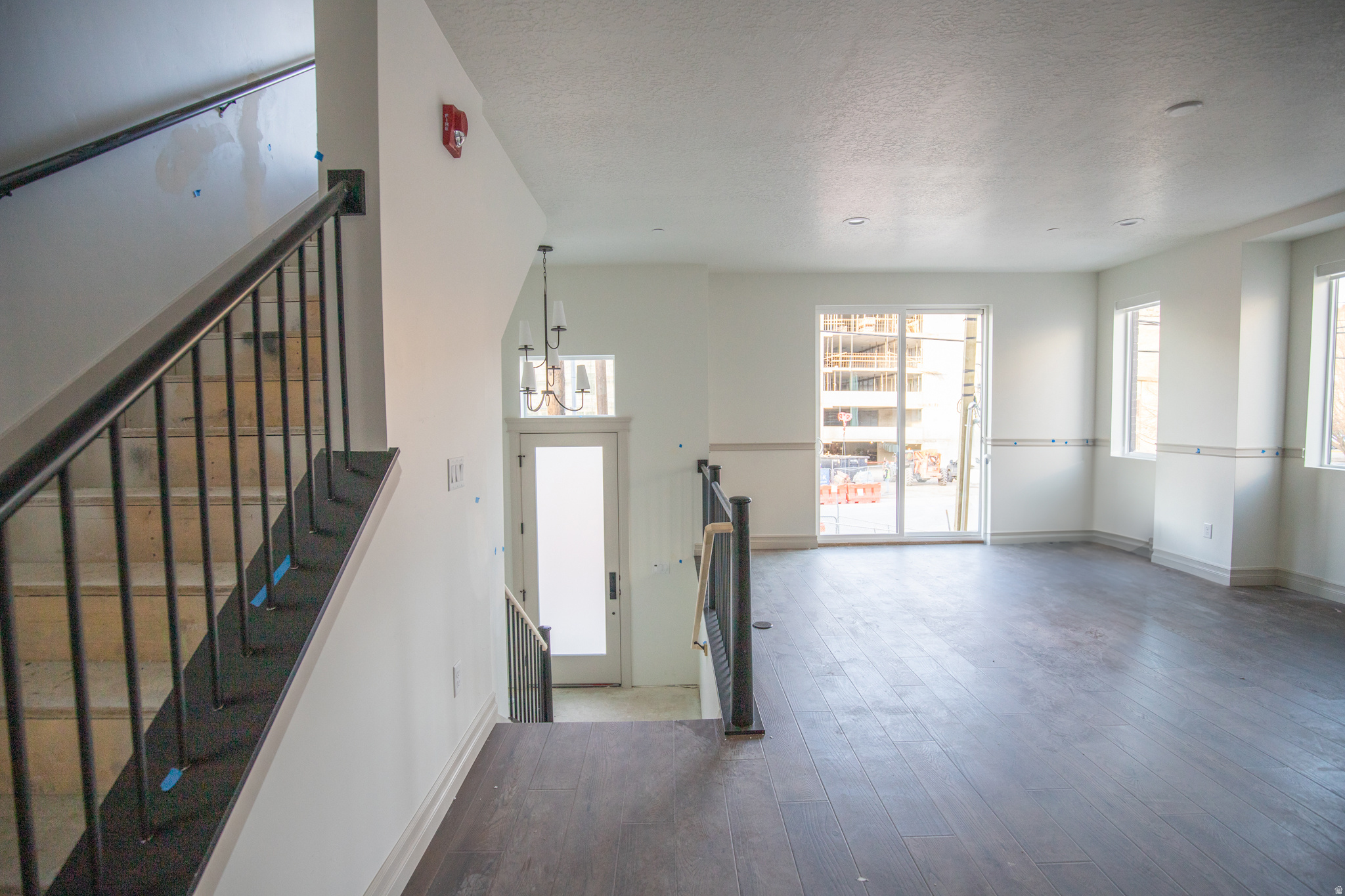 THE IRIS - Residential