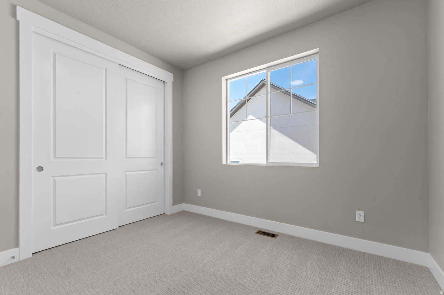 HOLBROOK FARMS 332 - Residential