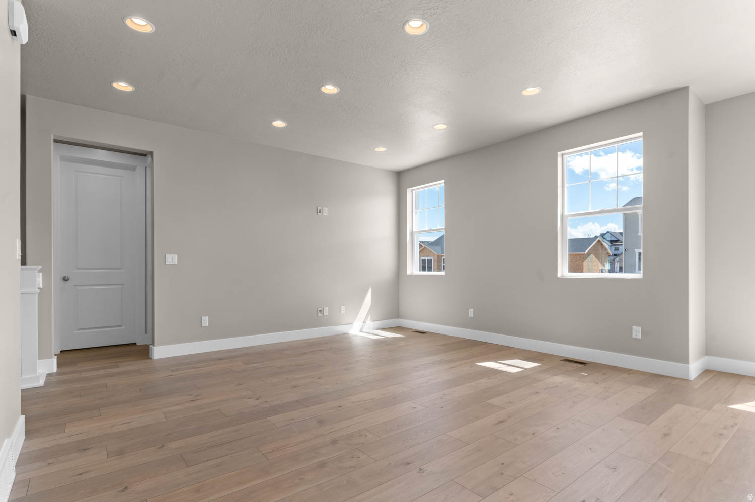 HOLBROOK FARMS 332 - Residential