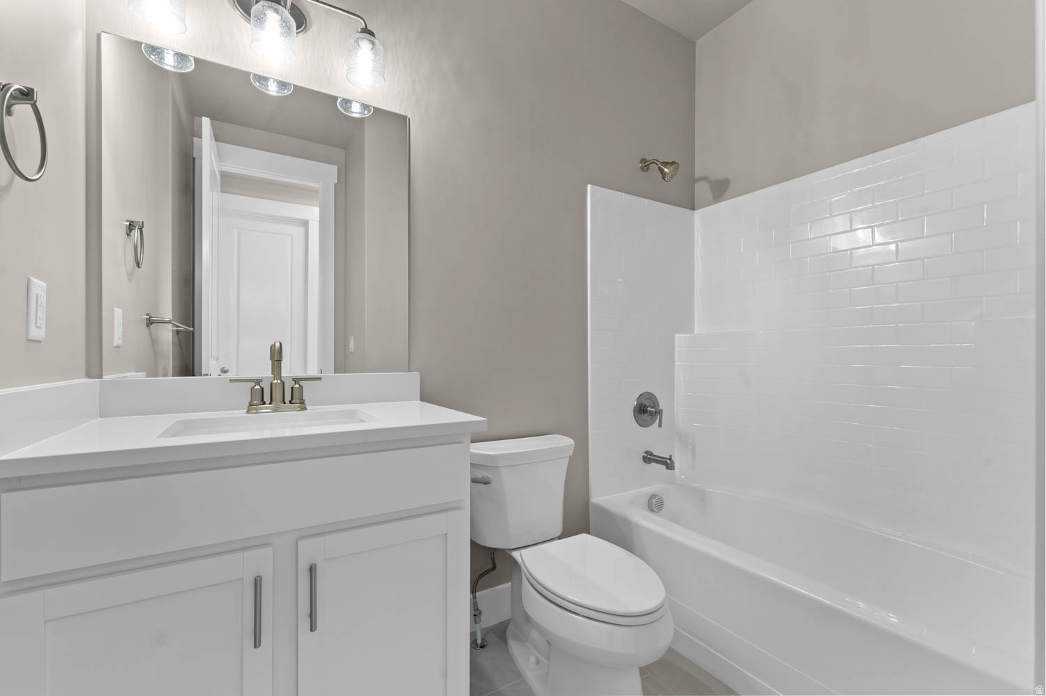 HOLBROOK FARMS 332 - Residential