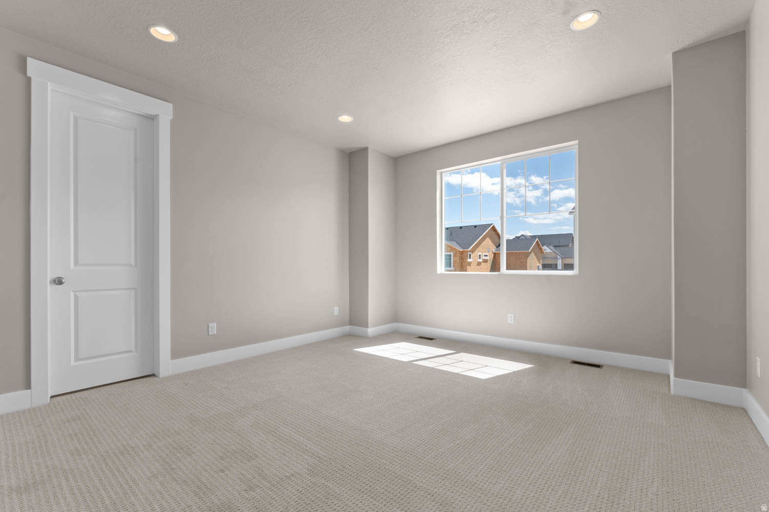 HOLBROOK FARMS 332 - Residential