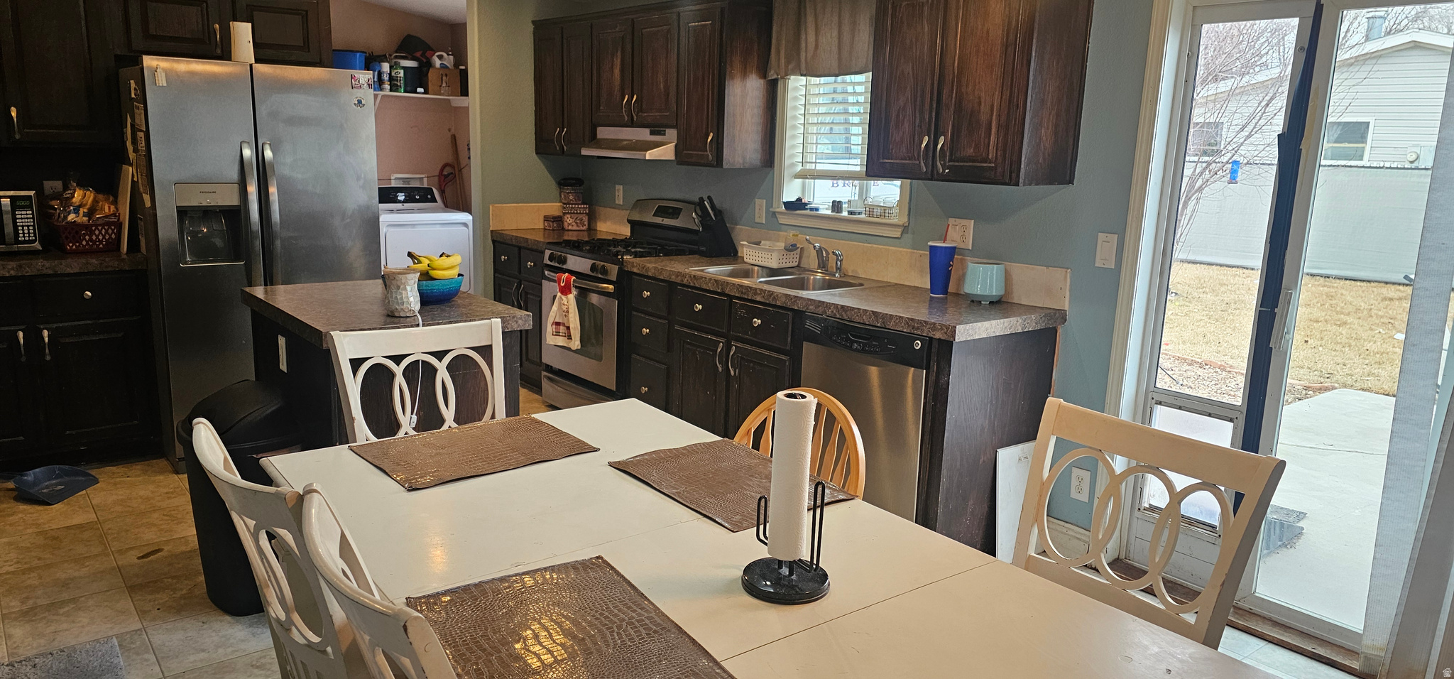 HILLVIEW VILLAGE - Residential