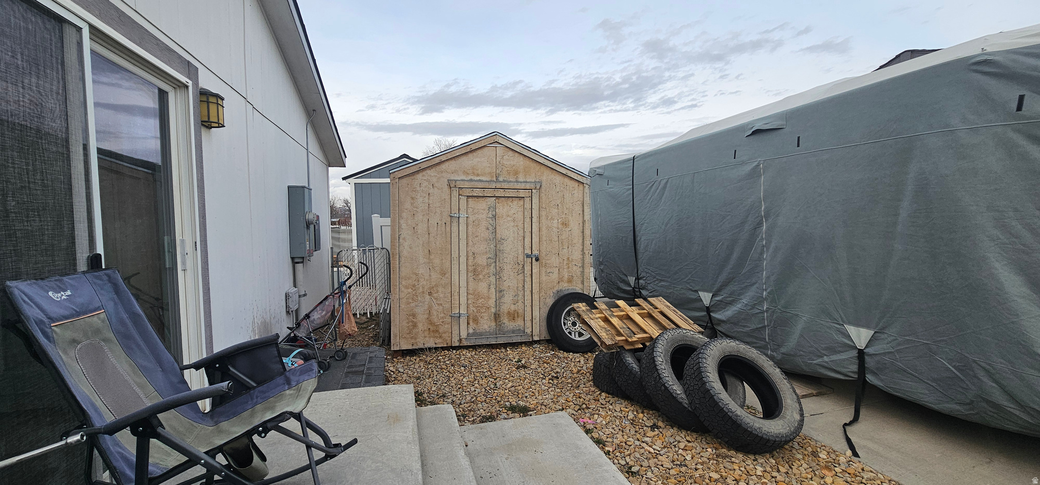 HILLVIEW VILLAGE - Residential