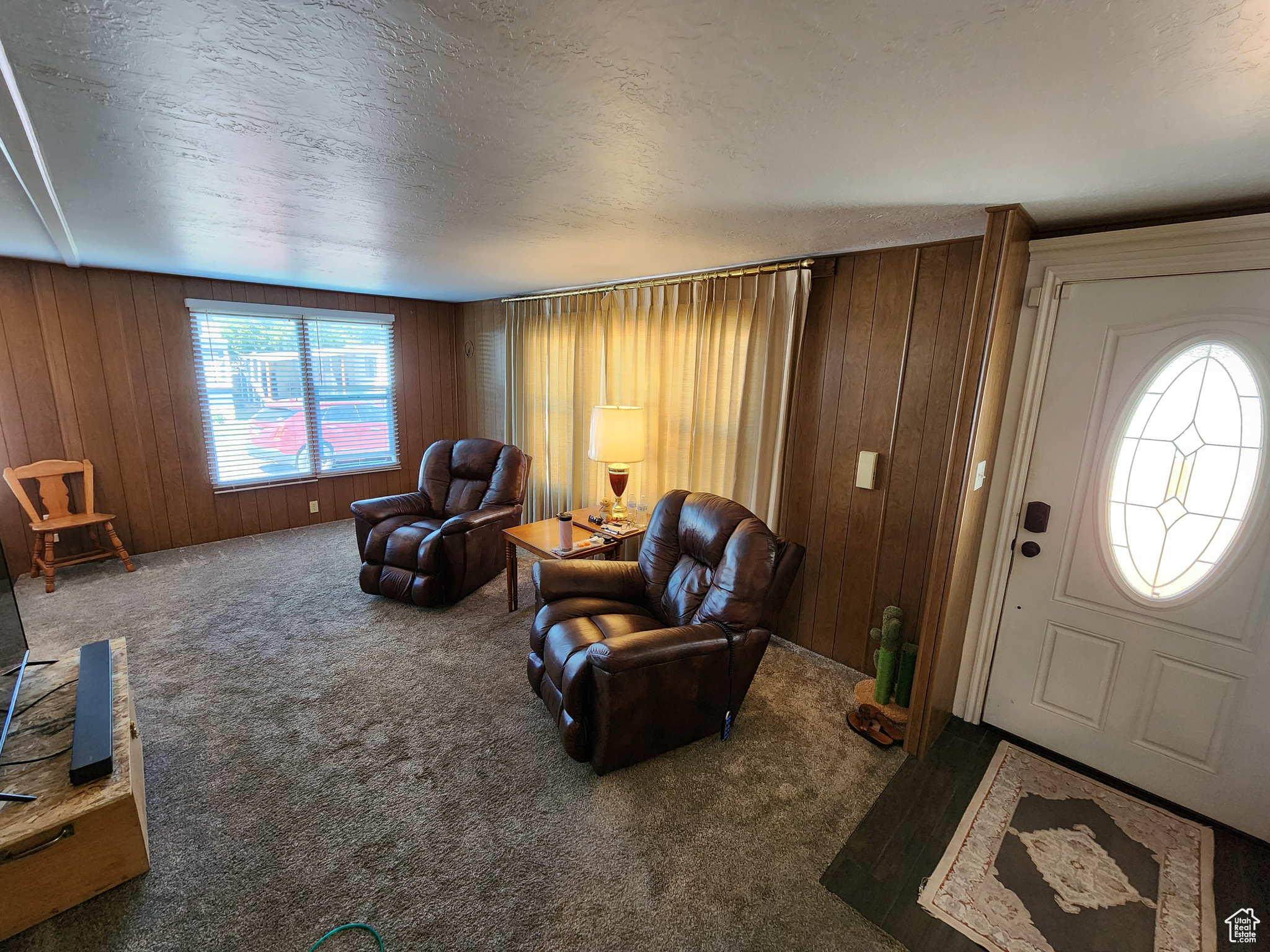 COUNTRY CLUB ESTATES - Residential