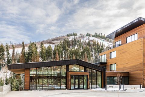 Photo of 3267 W DEER HOLLOW RD #2304, Park City, UT 84060 (MLS # 2127887)