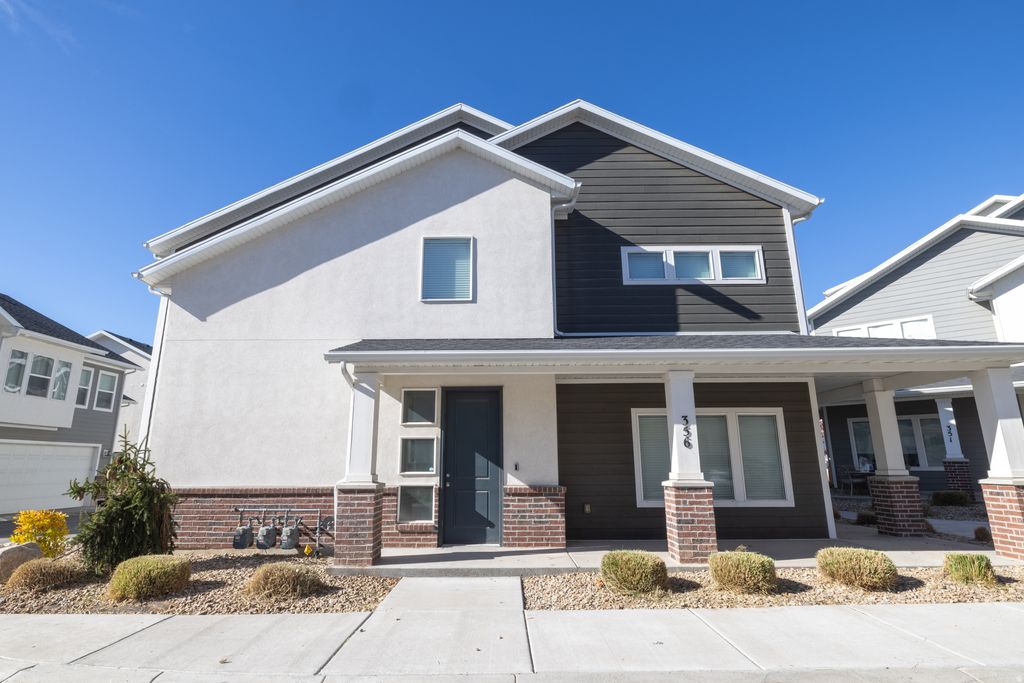 Photo of 356 W 25 N, Layton, UT 84041 (MLS # 2144190)