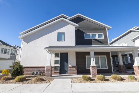 Tiny photo for 356 W 25 N, Layton, UT 84041 (MLS # 2144190)
