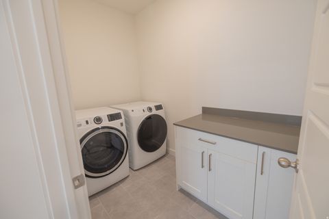 Tiny photo for 356 W 25 N, Layton, UT 84041 (MLS # 2144190)